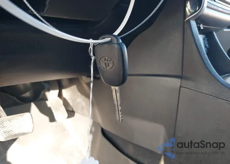 2018 Toyota Corolla Le from USA, damaged, VIN 5YFBURHE1JP806857